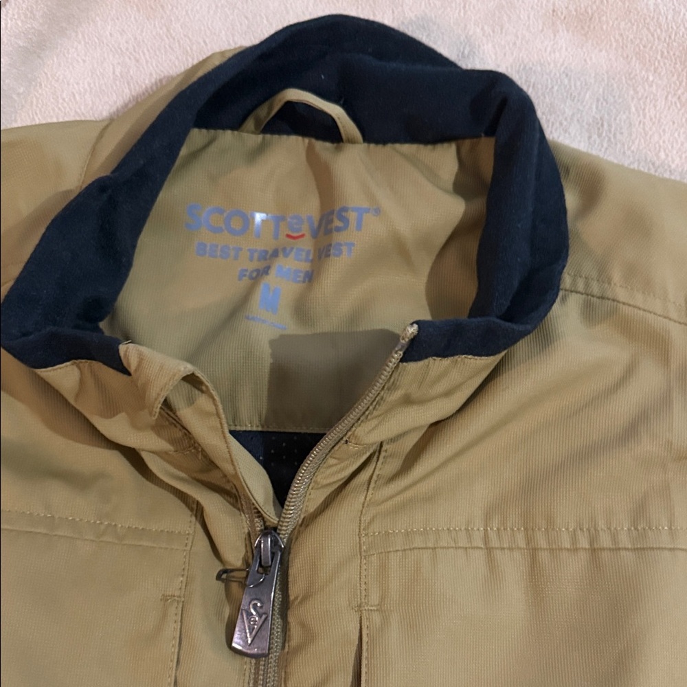 Scottevest Men's “BestTravel Vest” Tan